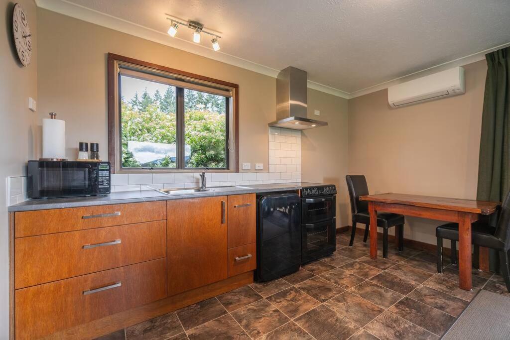 Te Anau Cottage Buitenkant foto